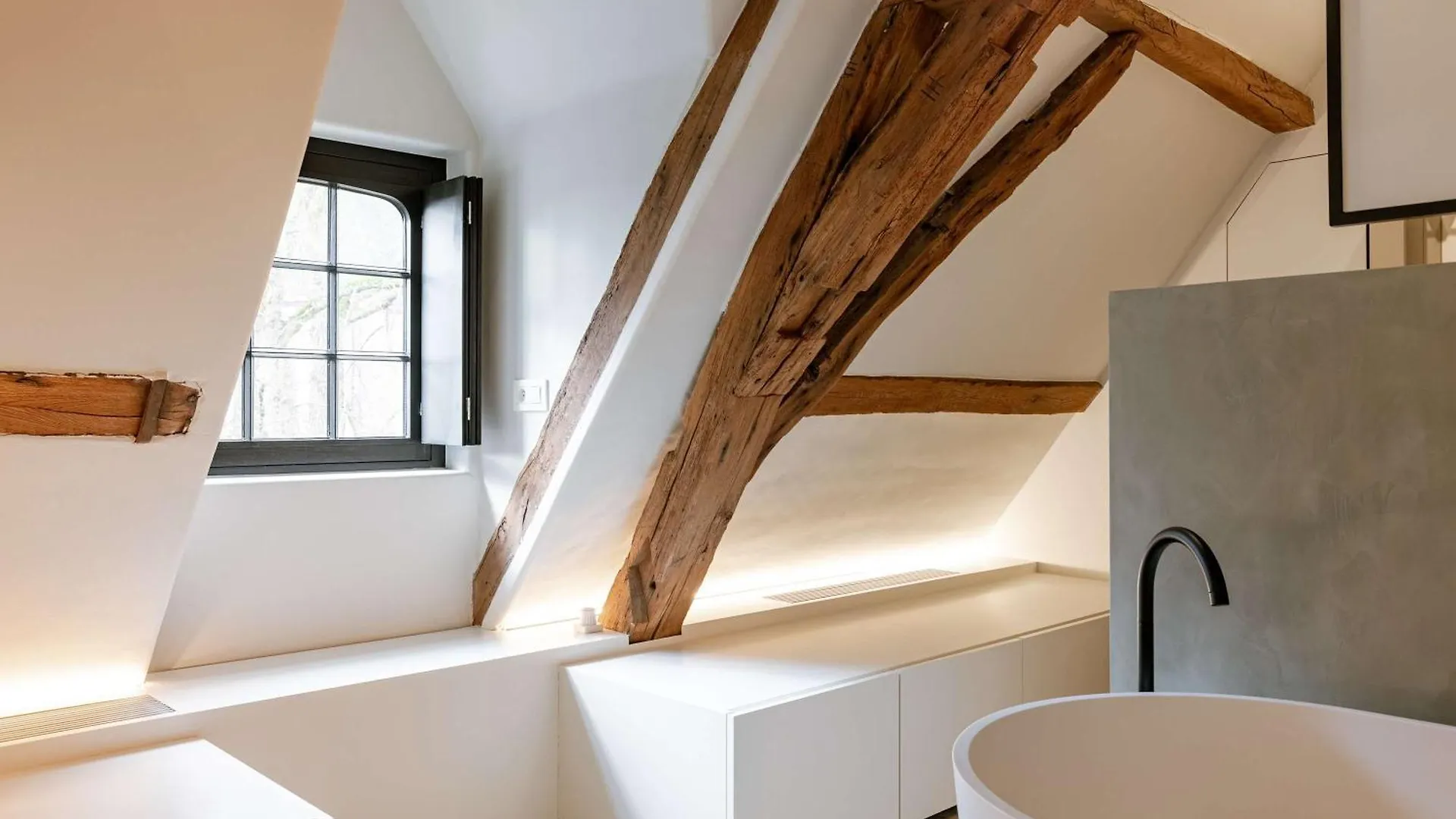 Huswell - Architect Gem In The Heart Of Ghent Villa