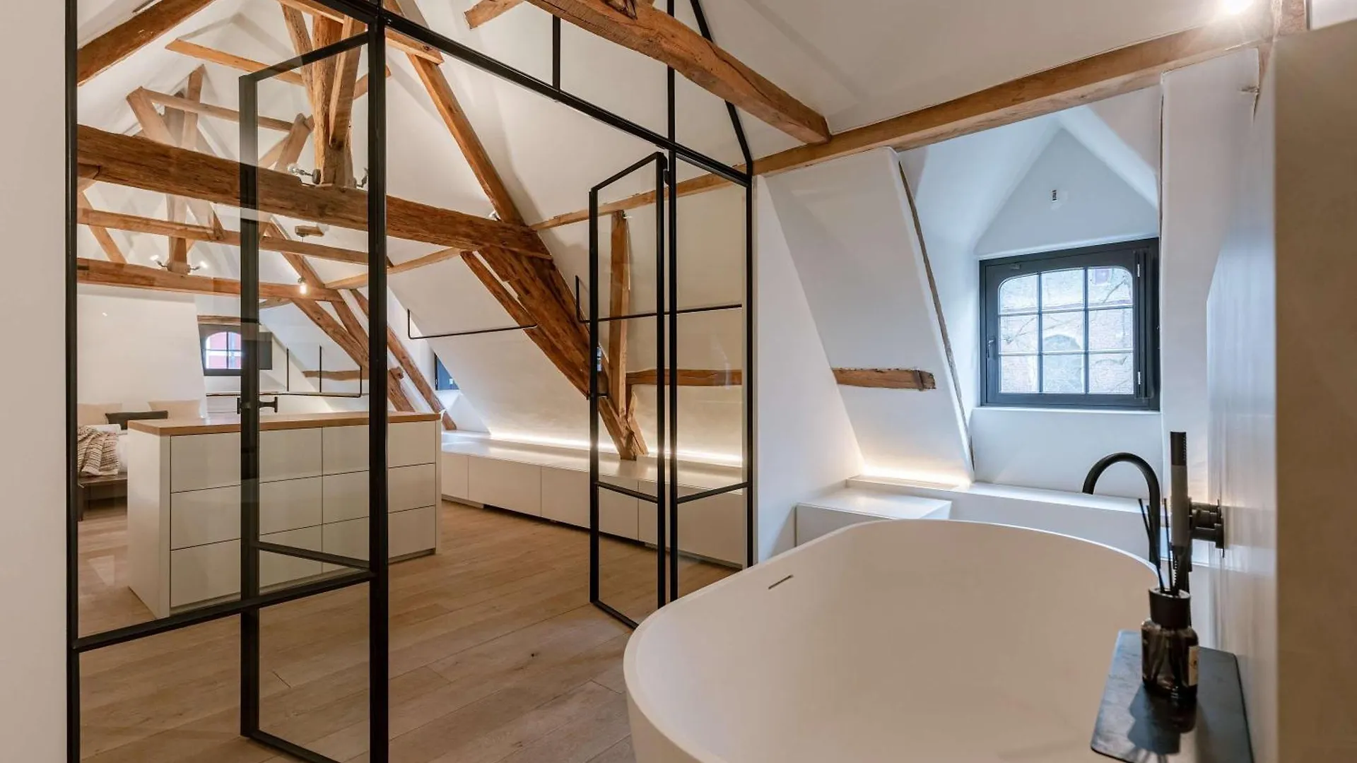 Huswell - Architect Gem In The Heart Of Ghent Villa 0*,